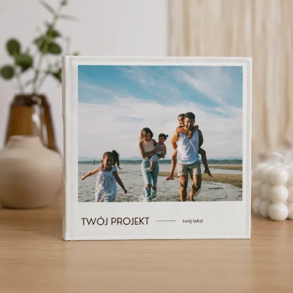 Personalizowany album na zdjęcia z nadrukiem 20x20cm na zdjęcia 10x15cm