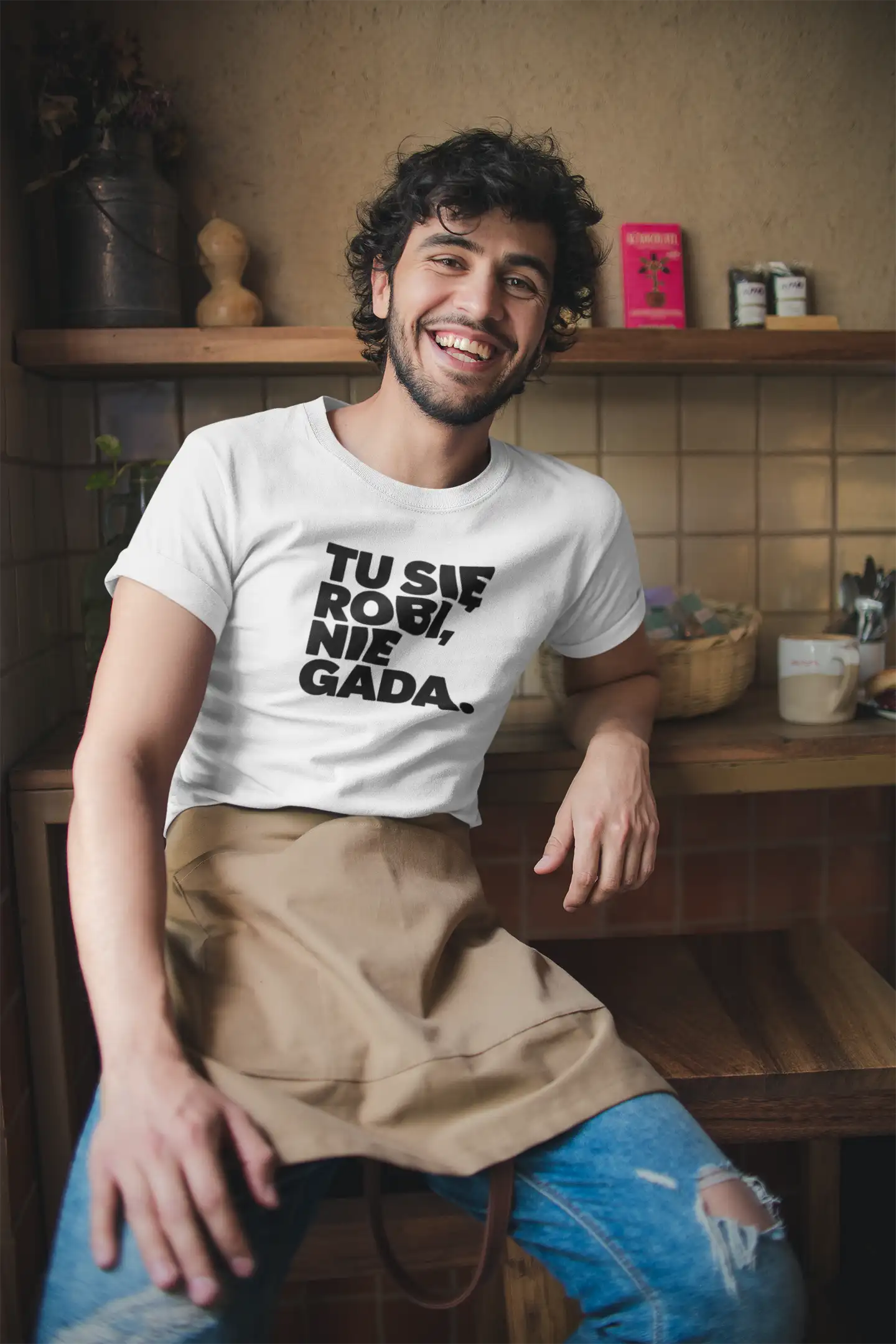 zabawna koszulka do biura - tu się robi