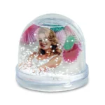 Kula śnieżna na zdjęcie - płatki śniegu